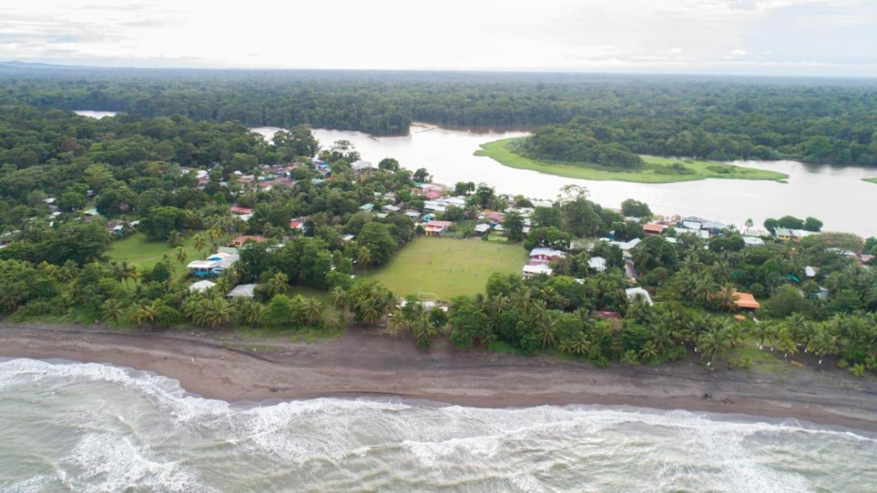Casa Chilamates Tortuguero Exterior foto